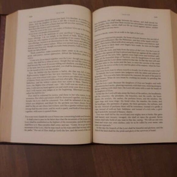 Vintage 1982 The Reader's Digest Bible Old & New Testament Hardcover - Picture 8 of 10
